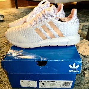 Women’s Adidas Originals Swift Run Casual Shoes